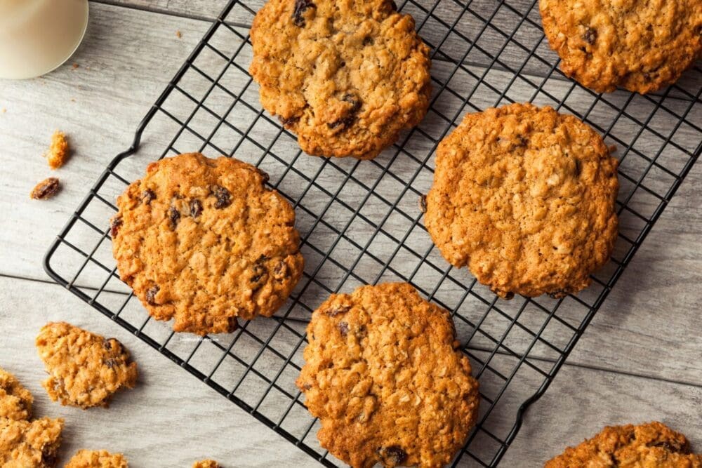 10 Healthy Oatmeal Cookies