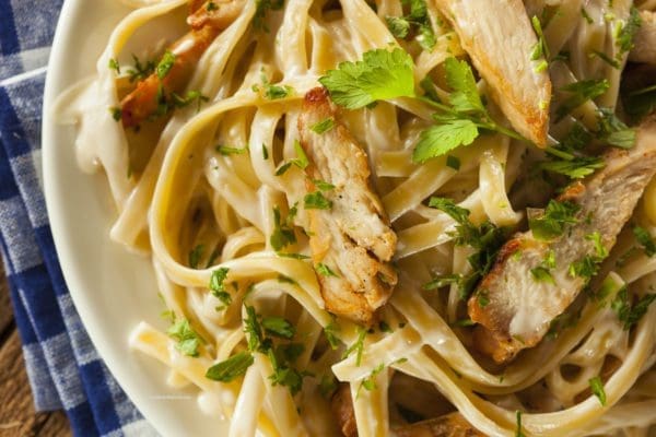 Recipes for Italian Food - Low Calorie Fettuccine Chicken Alfredo Recipe
