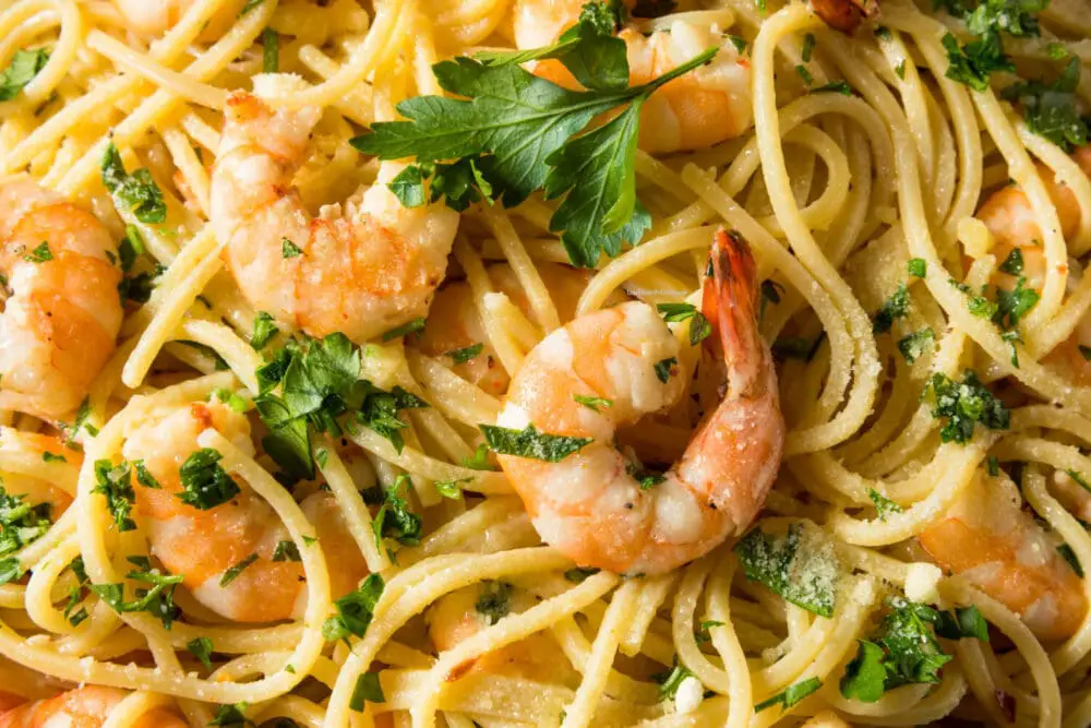 Healthy Shrimp Scampi Pasta