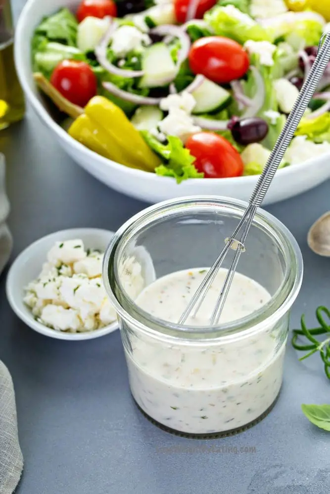 Easy Homemade Ranch Dressing Recipe