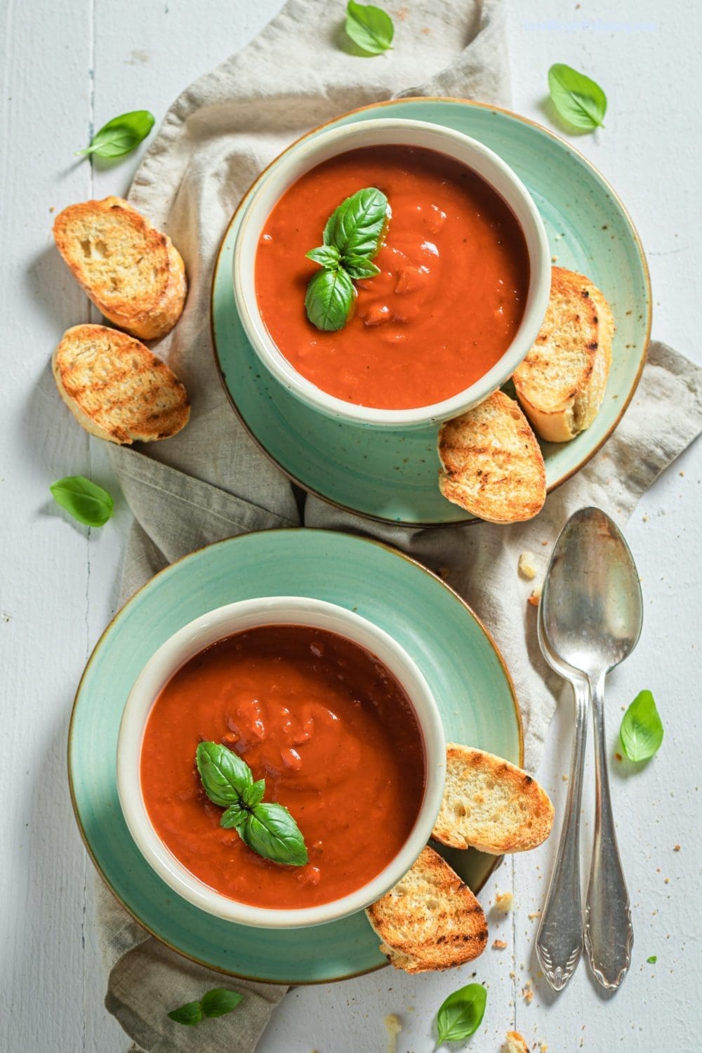 Homemade Creamy Tomato Soup Recipe