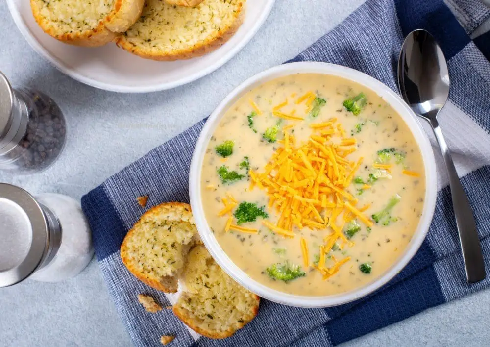 Homemade Broccoli Cheese Soup Recipe