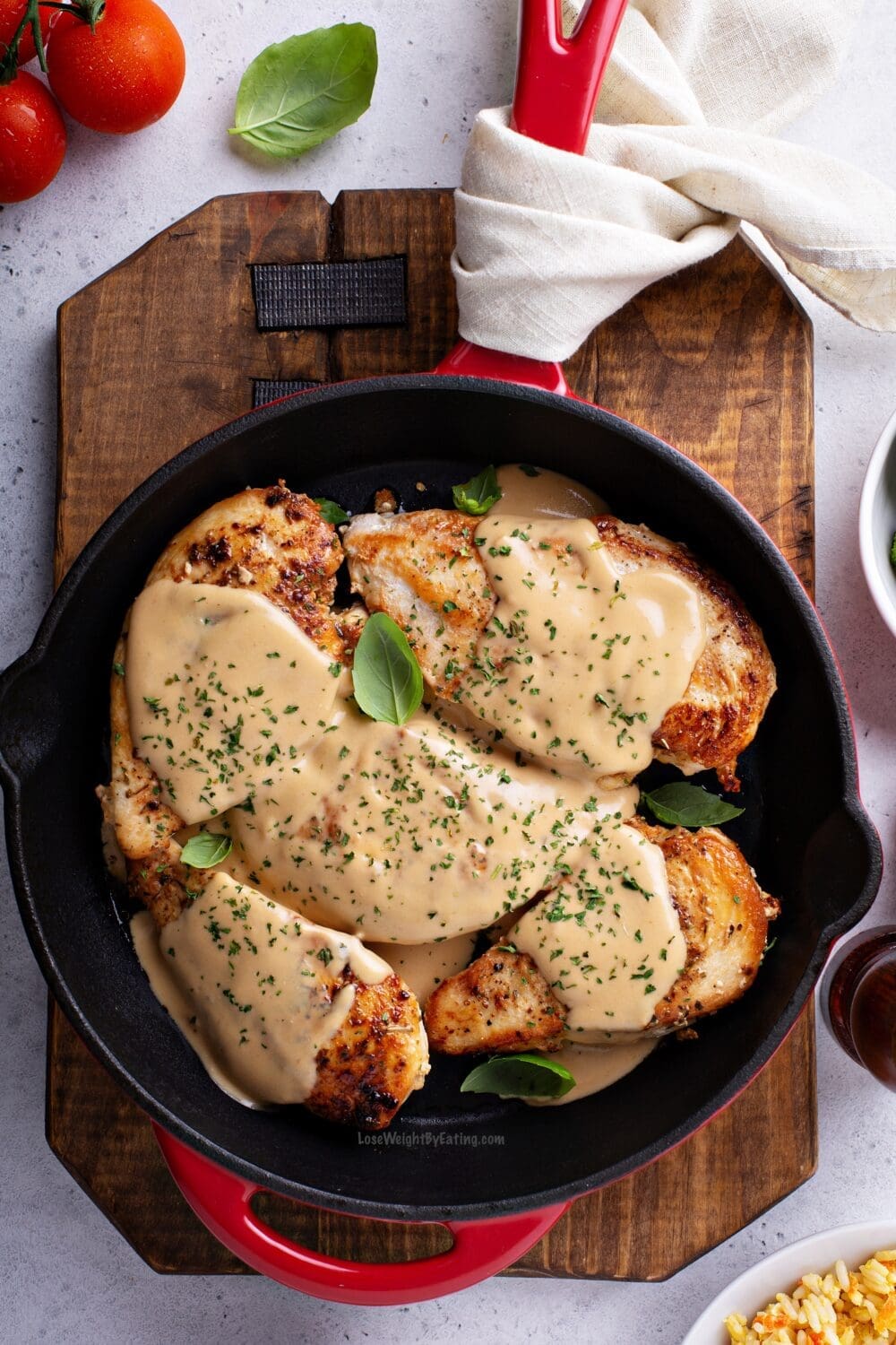 Low Calorie Skillet Chicken with Peppered Gravy