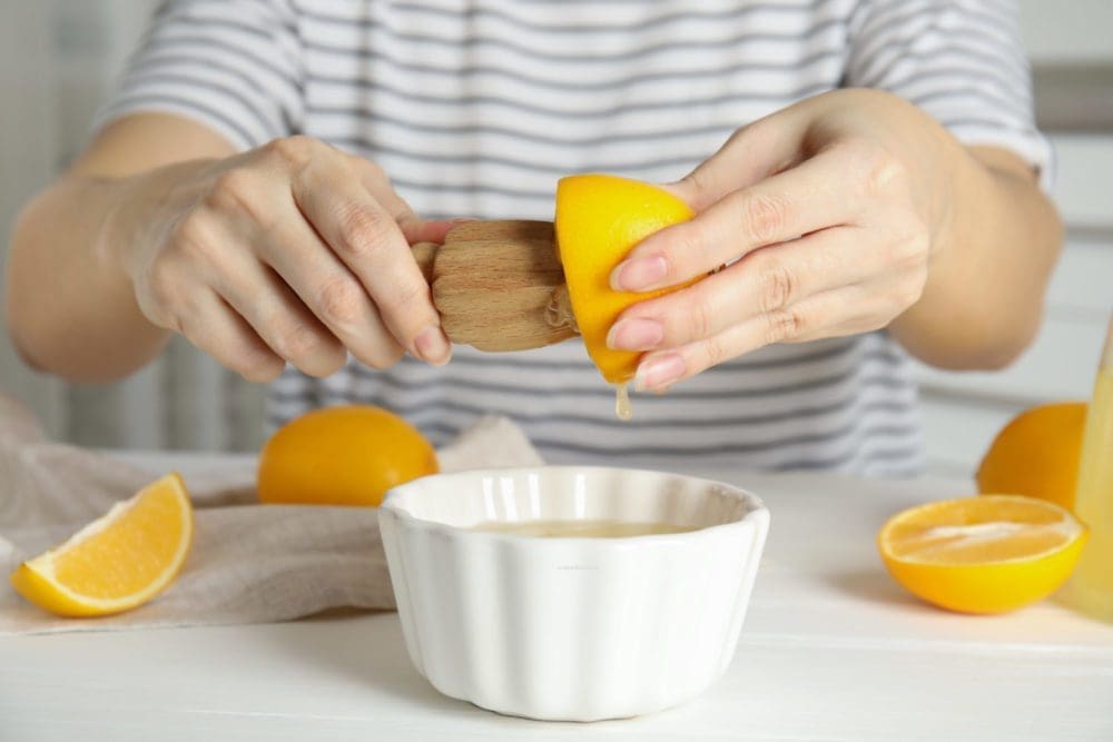 how much juice is in a lemon