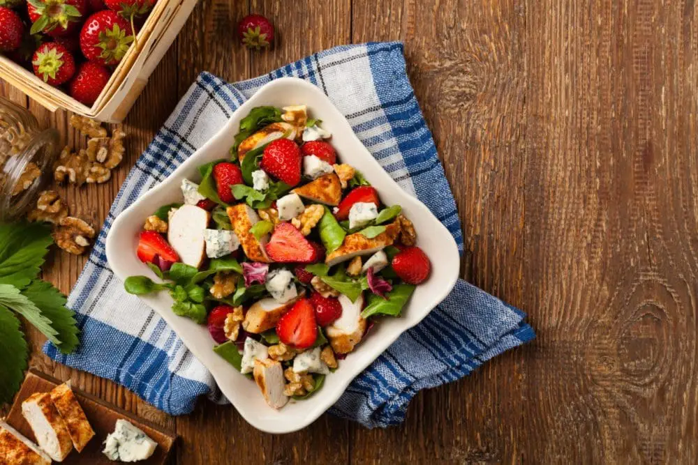 Strawberry Spinach Salad Recipe with Chicken