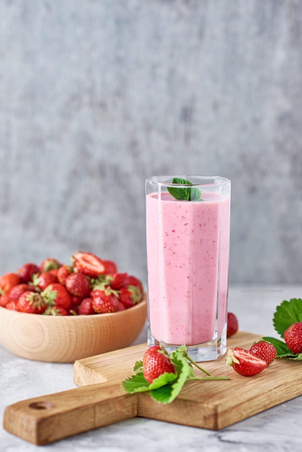 Strawberry Protein Shake to Lose Weight