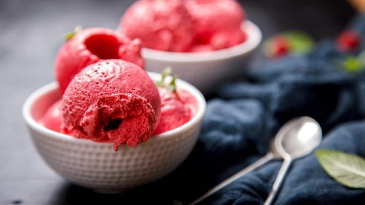 Easy Blender Raspberry Sorbet Recipe