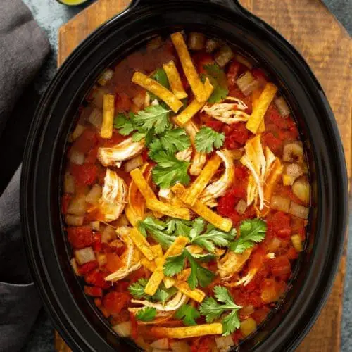 Healthy Crockpot Chicken Enchilada Soup Recipe