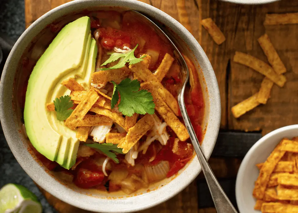 Healthy Crockpot Chicken Enchilada Soup Recipe