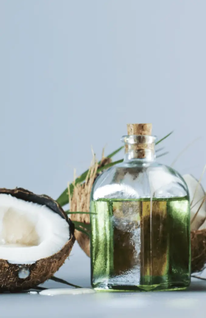 MCT Oil vs Coconut Oil: What’s the Difference?