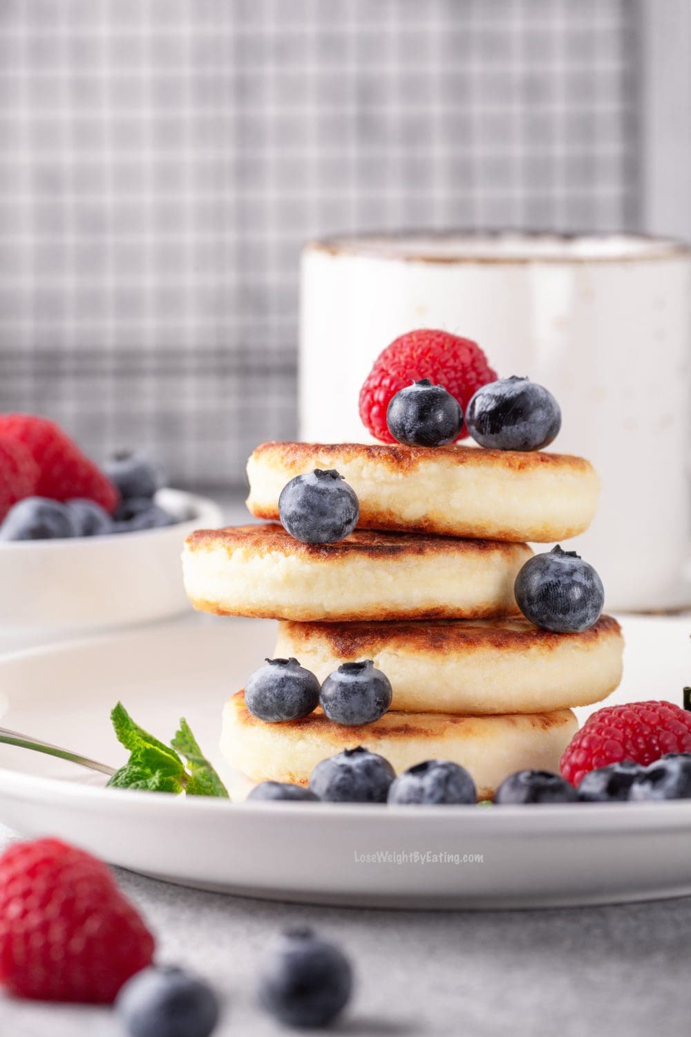 Healthy Cottage Cheese Pancakes (Protein Pancakes)