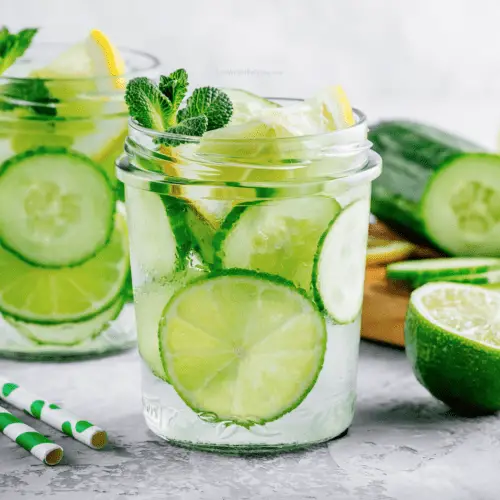 20 Amazing Health Benefits of Cucumber Water