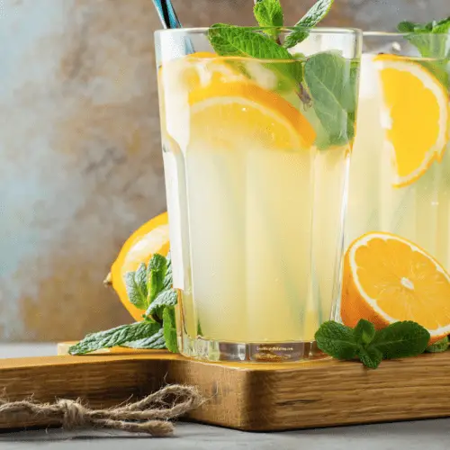 Low Calorie "Hard" Lemonade Cocktail