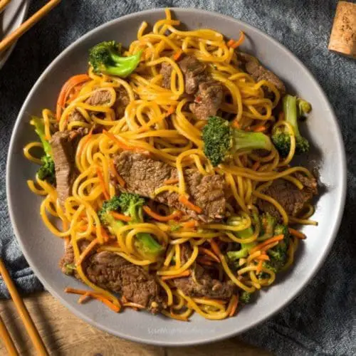 Lo Mein with Beef and Broccoli