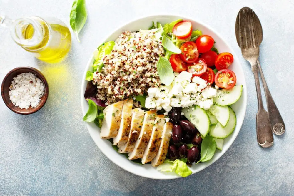 Greek Salad with Grilled Chicken