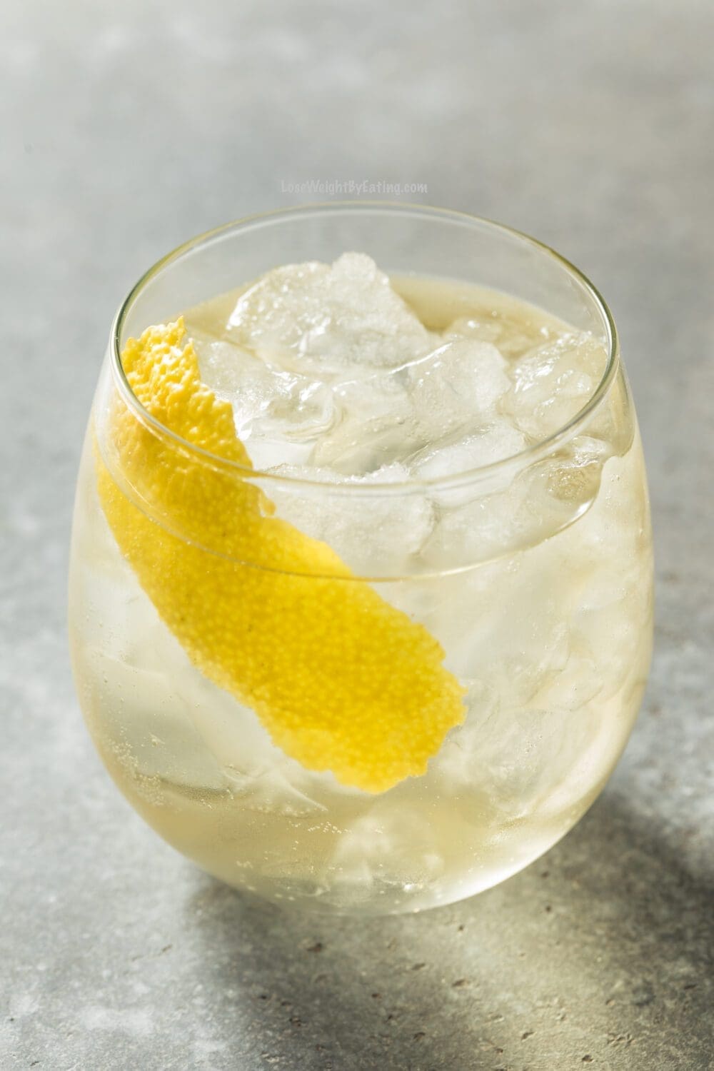 Low Calorie White Wine Spritzers