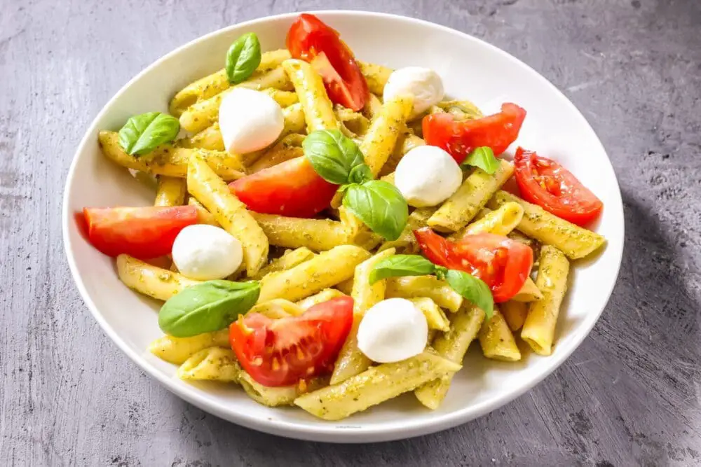 Low Calorie High Protein Caprese Pasta Salad