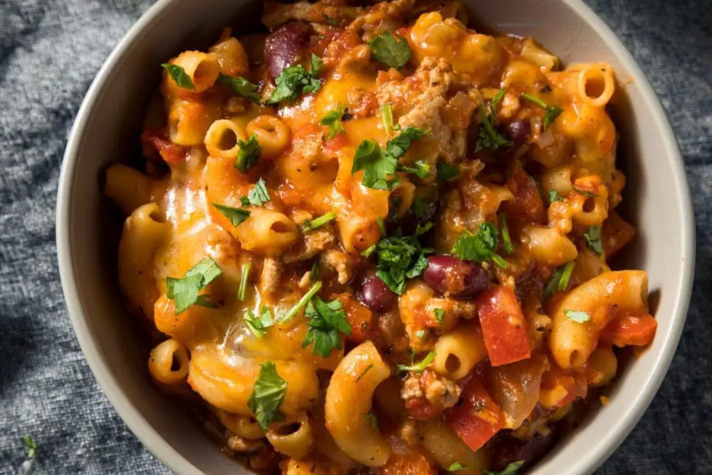 Healthy Chili Mac and Cheese