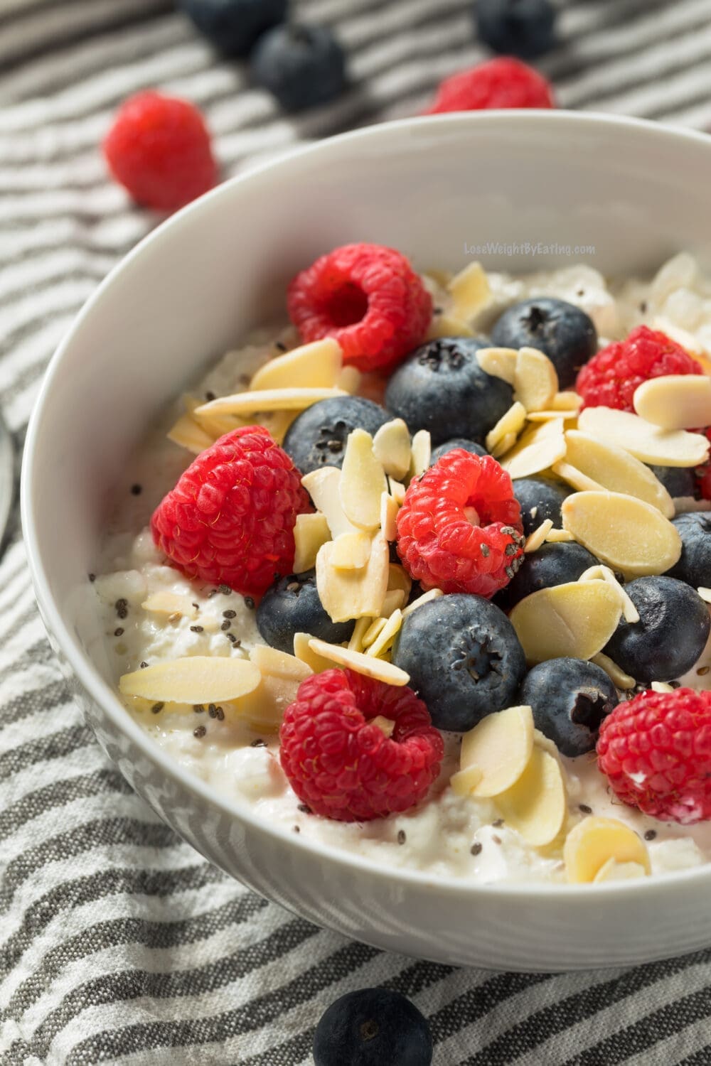 Low Calorie Cottage Cheese Breakfast Bowls