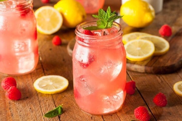 Low Calorie Raspberry Lemonade