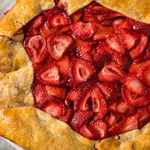 Low Calorie Strawberry Galette