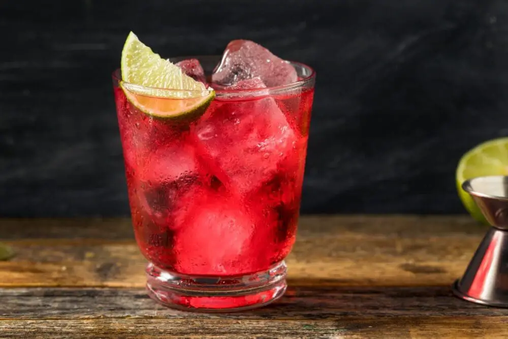 Low Calorie Vodka Cranberry Cocktail