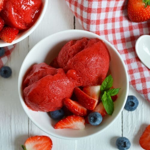 Low Calorie Strawberry Sorbet