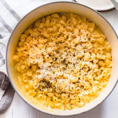 Healthy Pumpkin Mac and Cheese