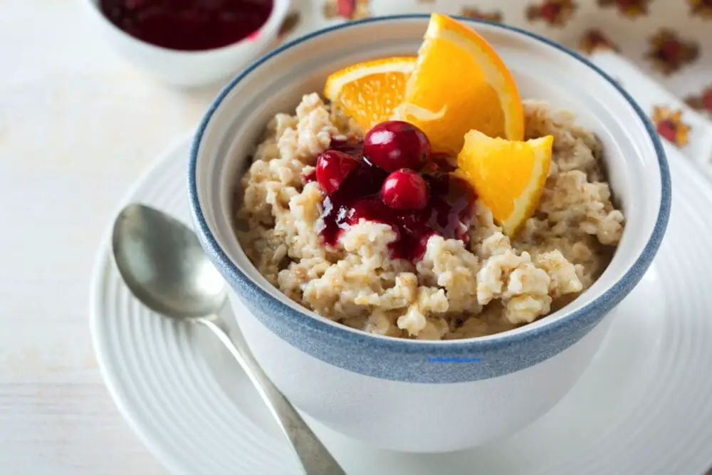 Low Calorie Cranberry Orange Oatmeal