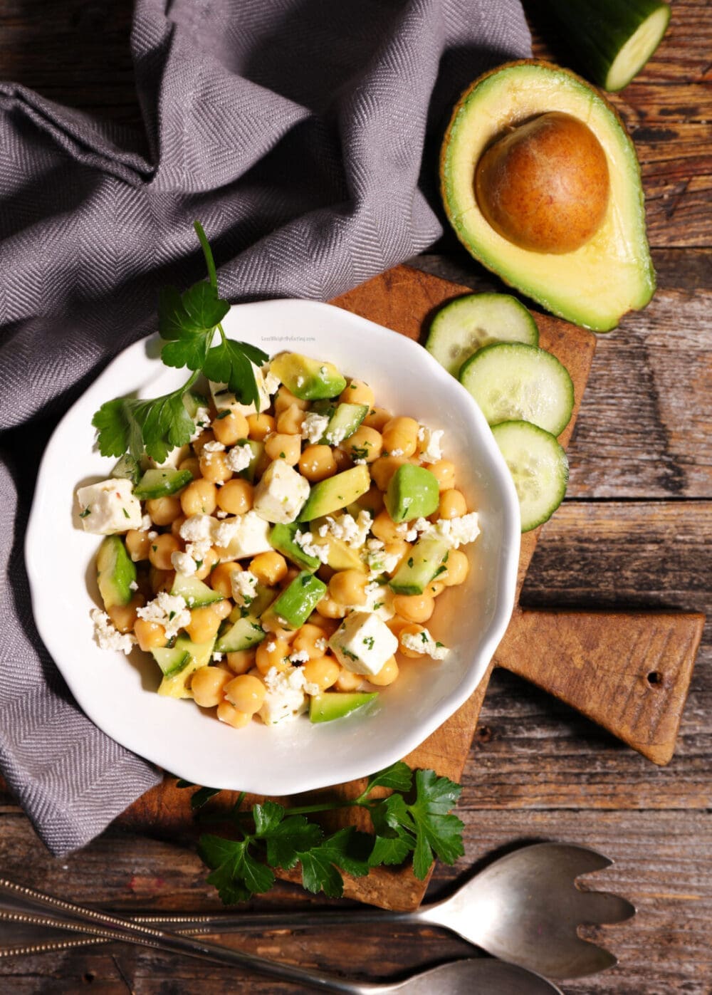 Low Calorie Chickpea Avocado Salad