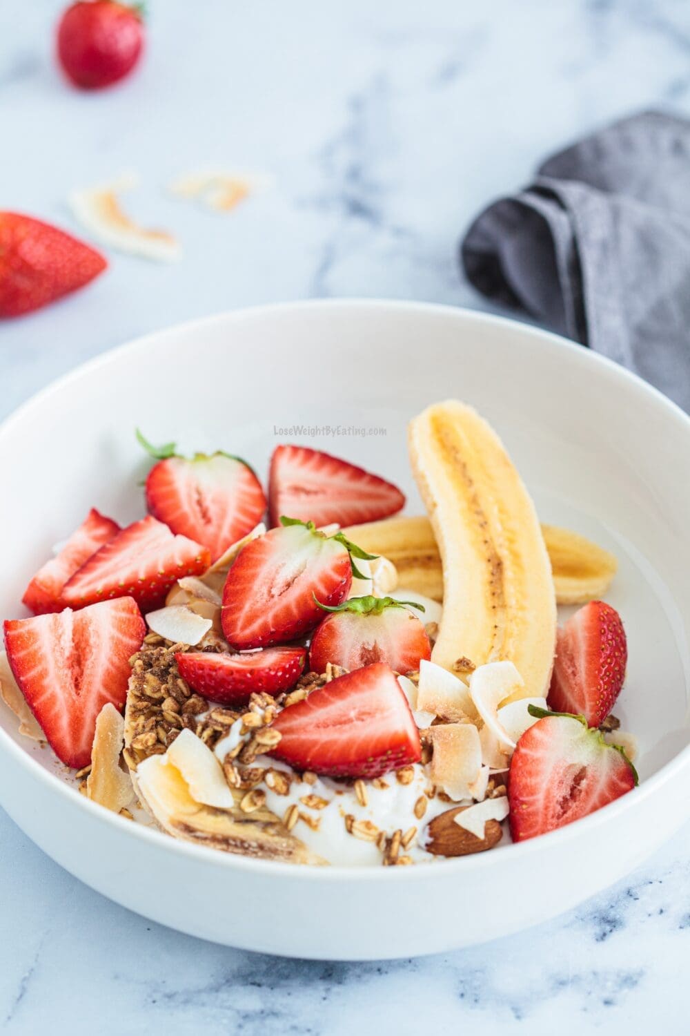 Low Calorie Banana Split Breakfast Bowls