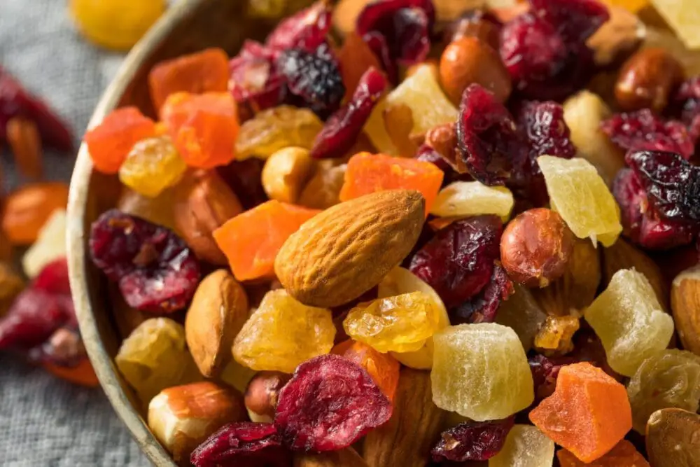 20 Low Calorie Hiking Snacks