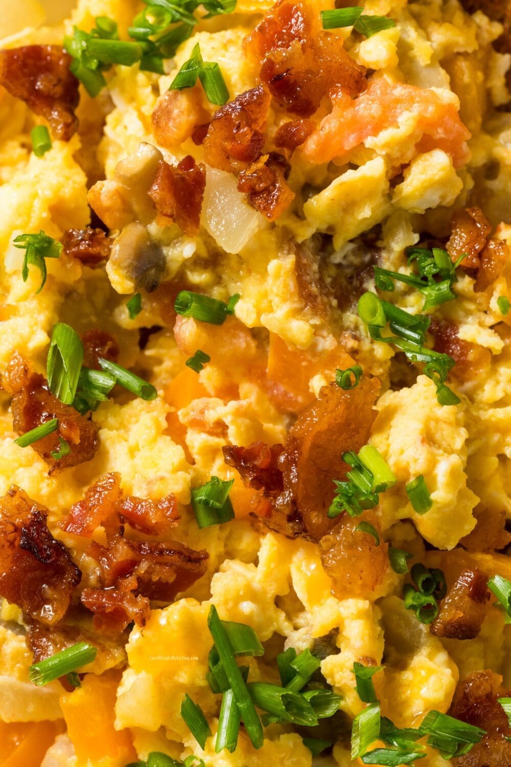 Low Calorie Bacon and Egg Scramble