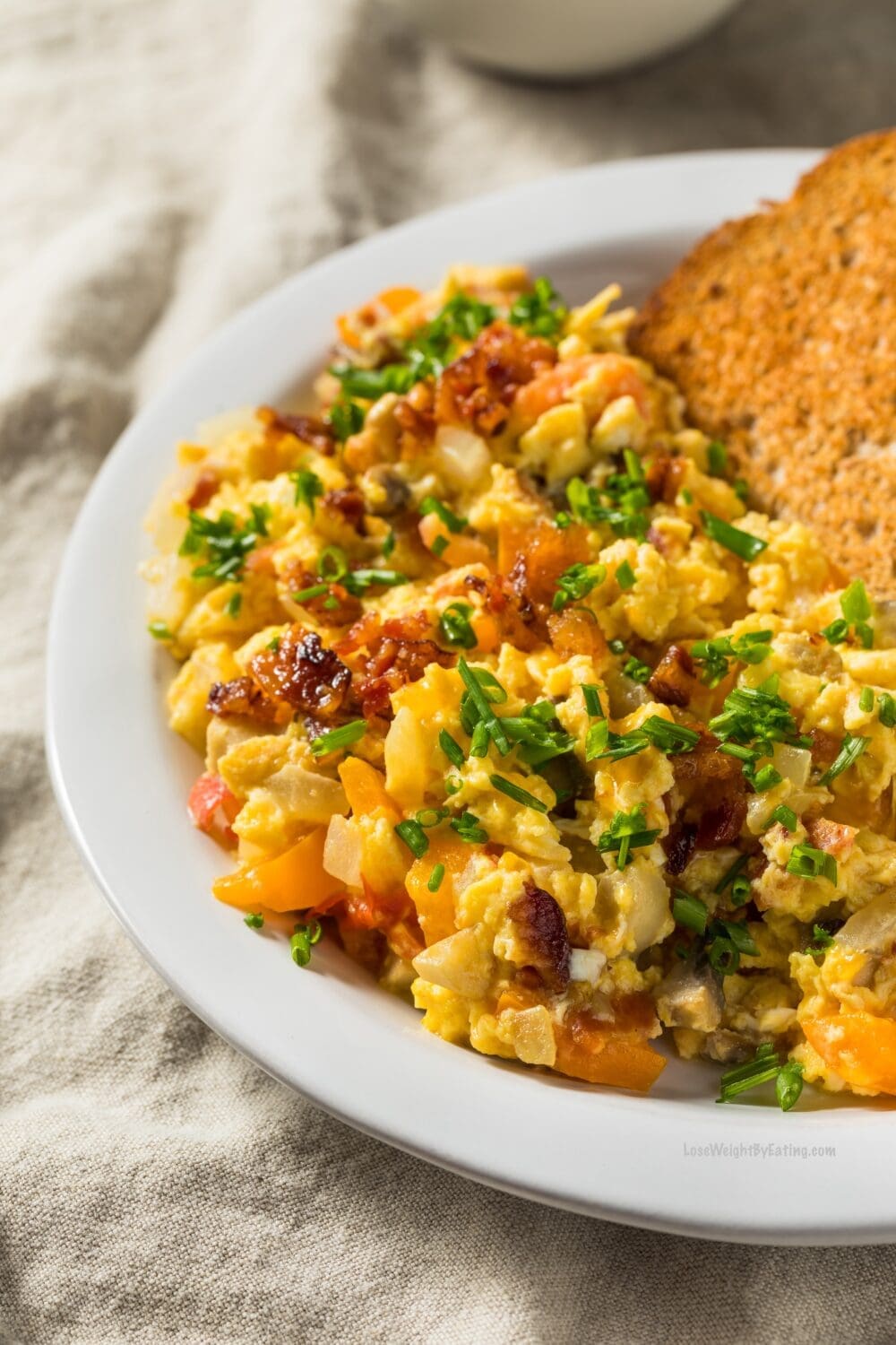 Low Calorie Bacon and Egg Scramble