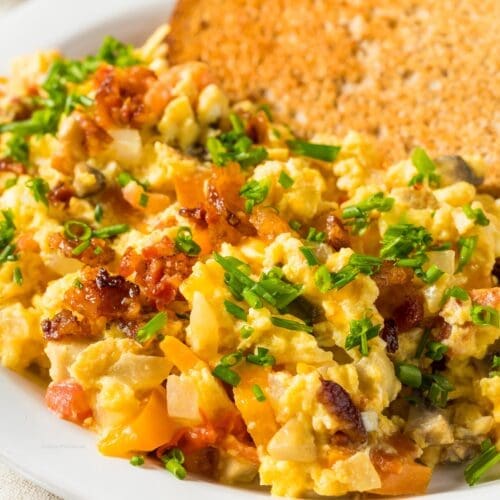 Low Calorie Bacon and Egg Scramble