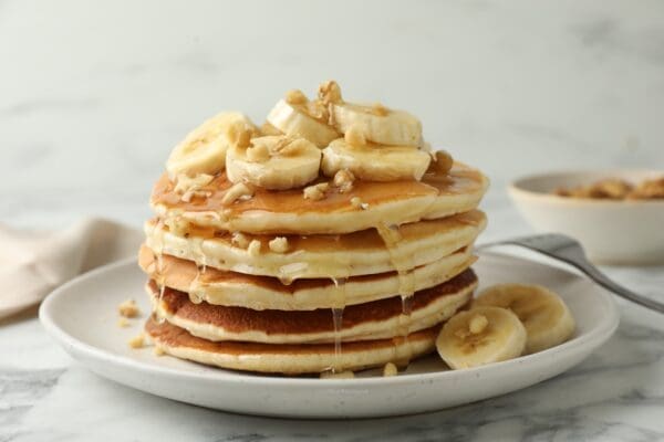 Low Calorie Banana Nut Pancakes