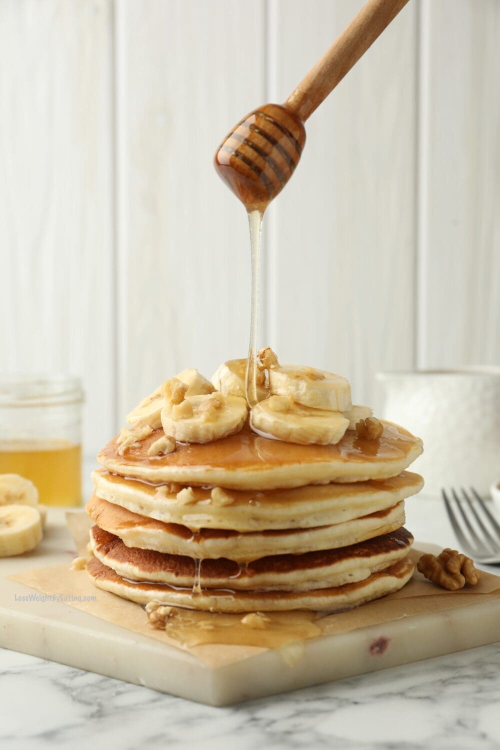 Low Calorie Banana Nut Pancakes