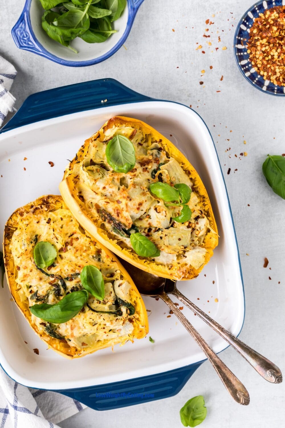 Low Calorie Spinach Artichoke Spaghetti Squash