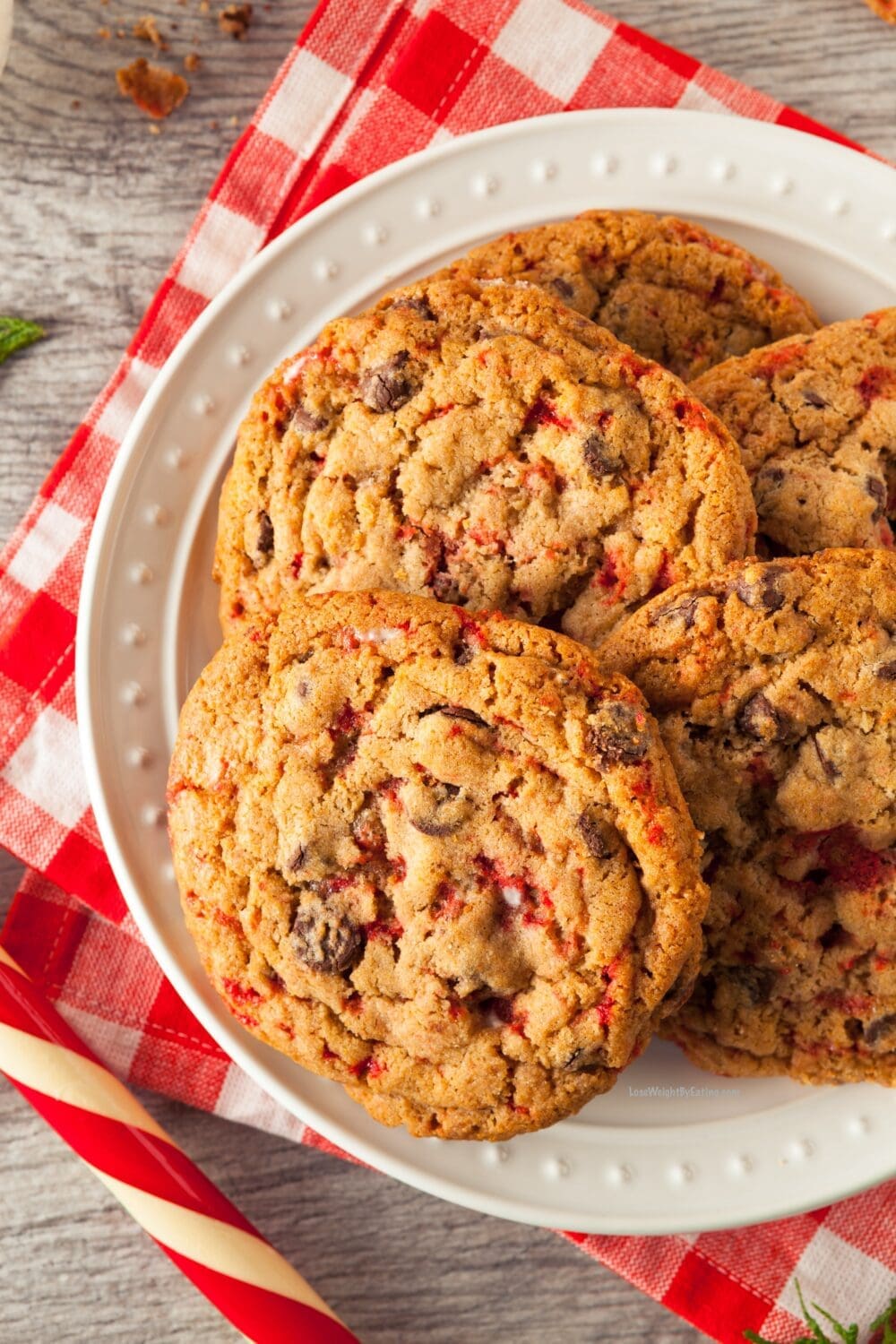 Low Calorie Chocolate Chip Candy Cane Cookies