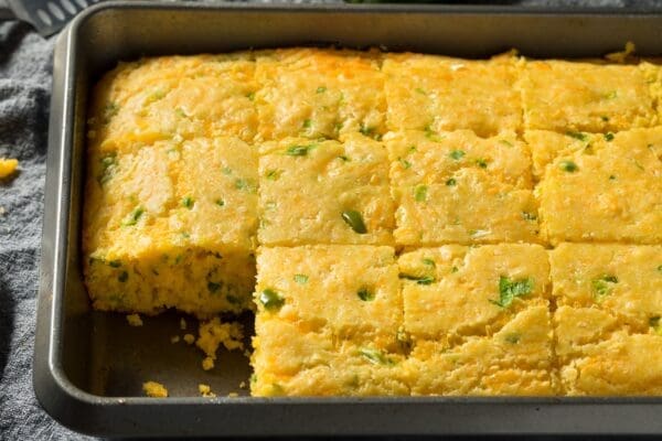 Low Calorie Jalapeño Cheddar Cornbread